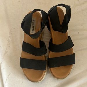 Steve Madden platform Sandals